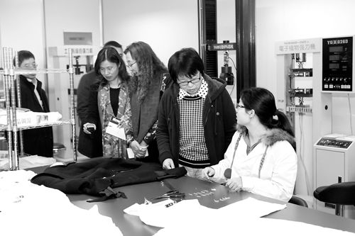 国家服装及家用纺织产品质检中心 重庆 通过质检总局现场验收