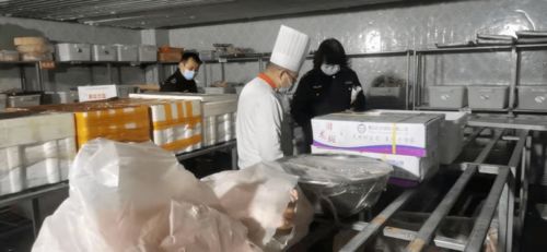 一线 达茂旗市场监督管理局开展节前大型餐饮专项检查